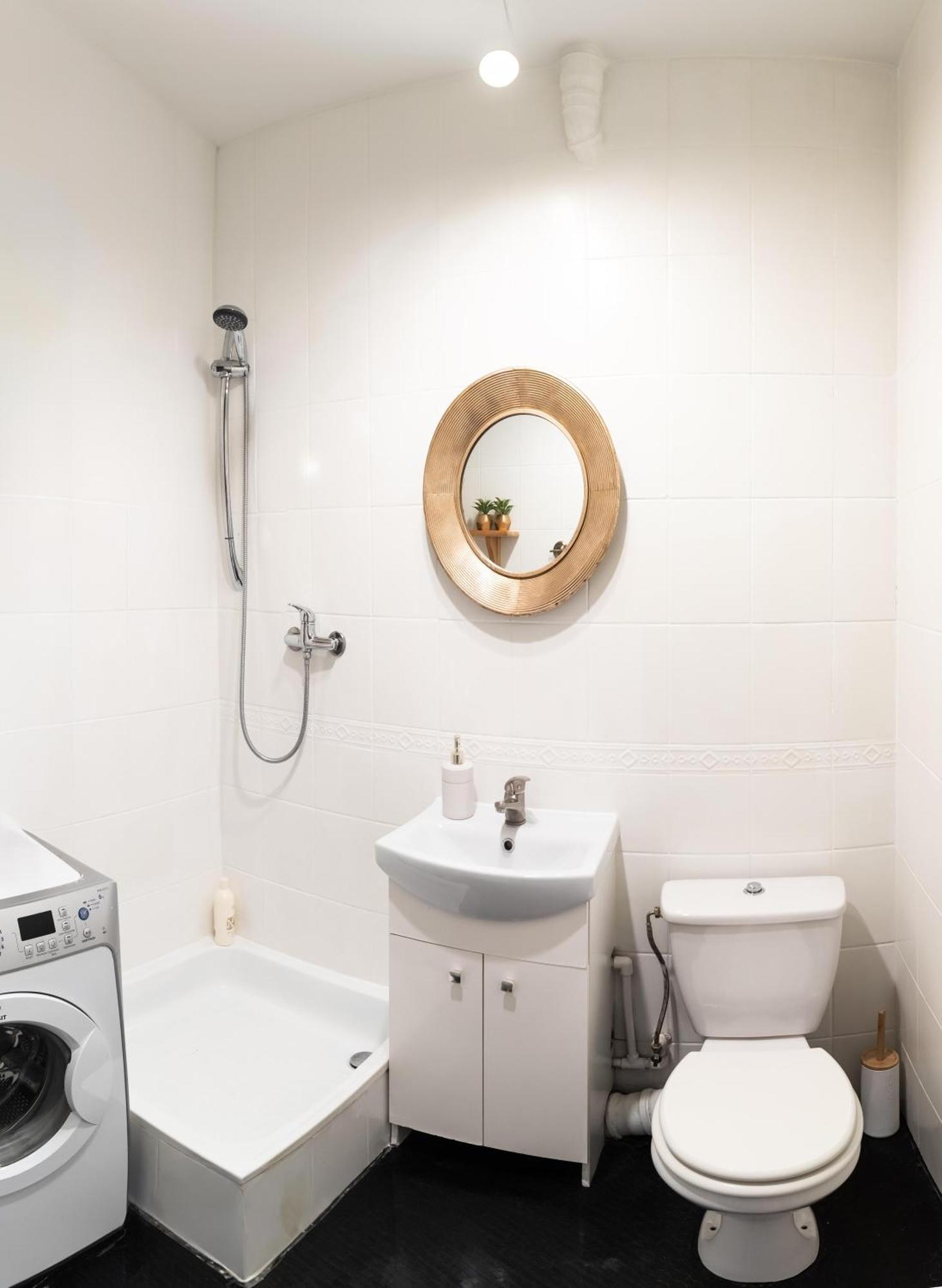 Piotrapartments - Daleka Cozy Train&Airport Apartment Varsóvia Exterior foto