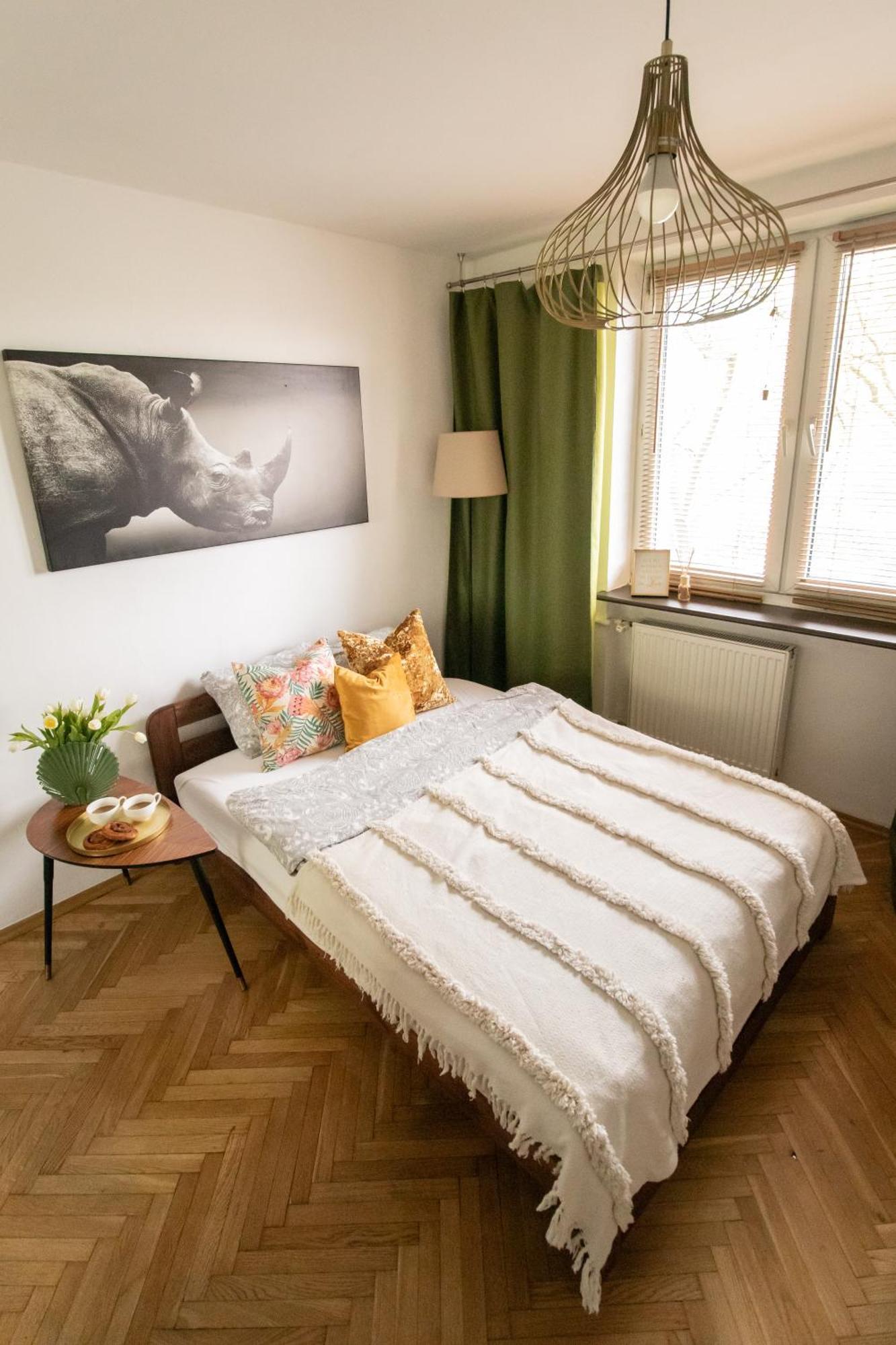 Piotrapartments - Daleka Cozy Train&Airport Apartment Varsóvia Exterior foto